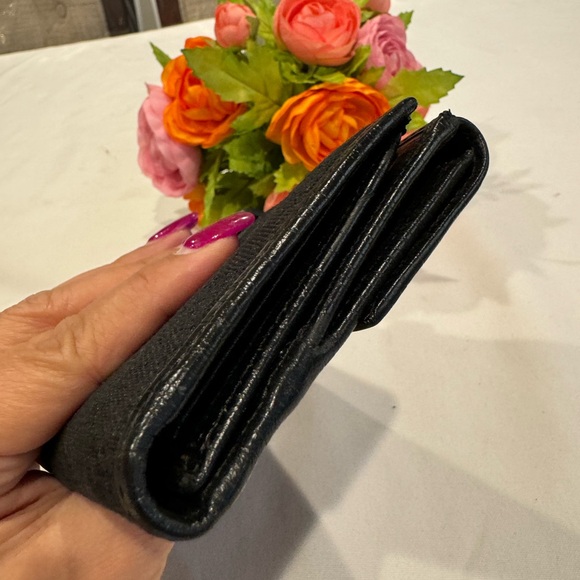 Authentic Gucci wallet - Picture 13 of 13